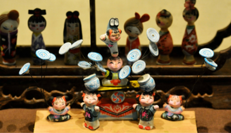 黃建強(qiáng) 雜技娃娃.png
